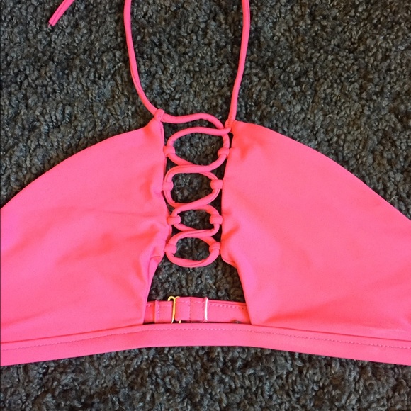 ELLEJAY Maya Lace Up Halter in Petunia size Medium - Picture 2 of 6